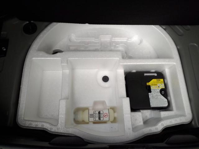 TOYOTA YARIS HYBRID 2020 Image 31