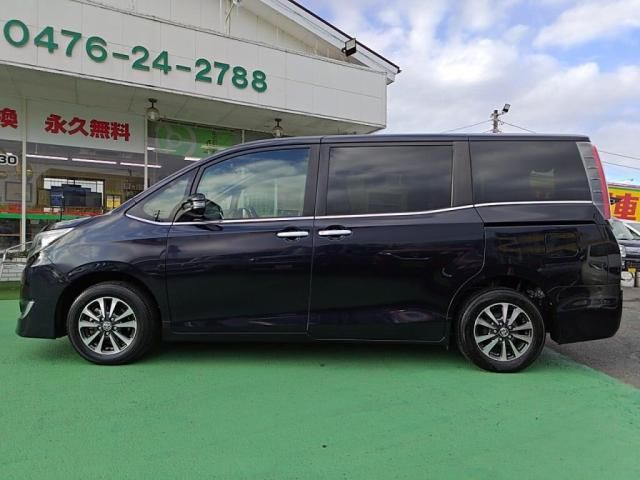 TOYOTA ESQUIRE 2019 Image 31