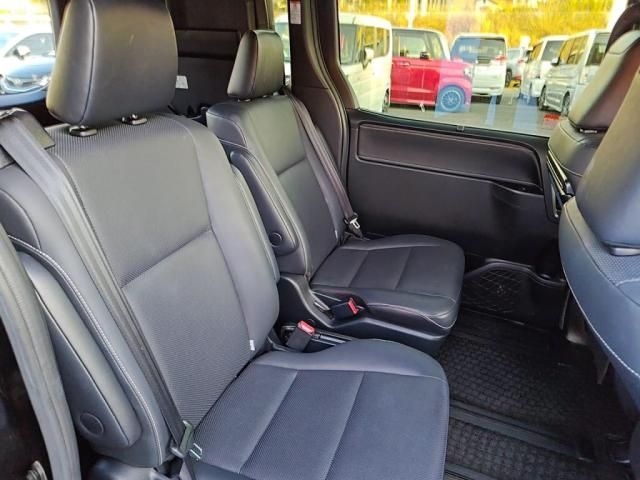 TOYOTA ESQUIRE 2019 Image 31