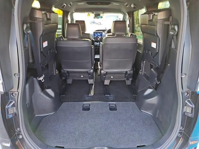 TOYOTA ESQUIRE 2019 Image 31