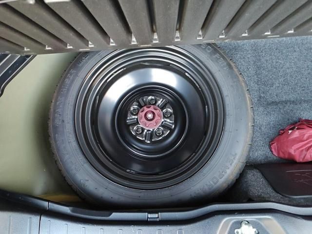 TOYOTA ESQUIRE 2019 Image 31