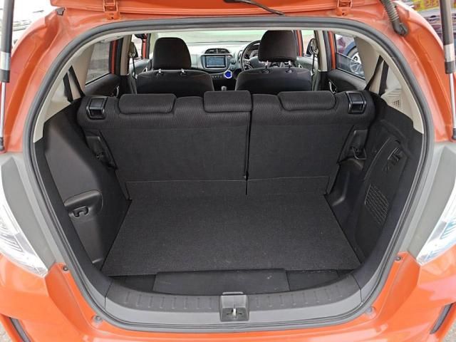 HONDA FIT HYBRID 2013 Image 31