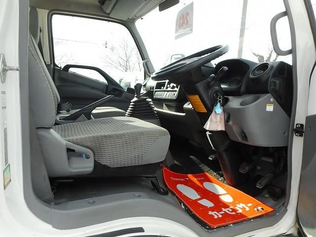 TOYOTA DYNA 2014 Image 31