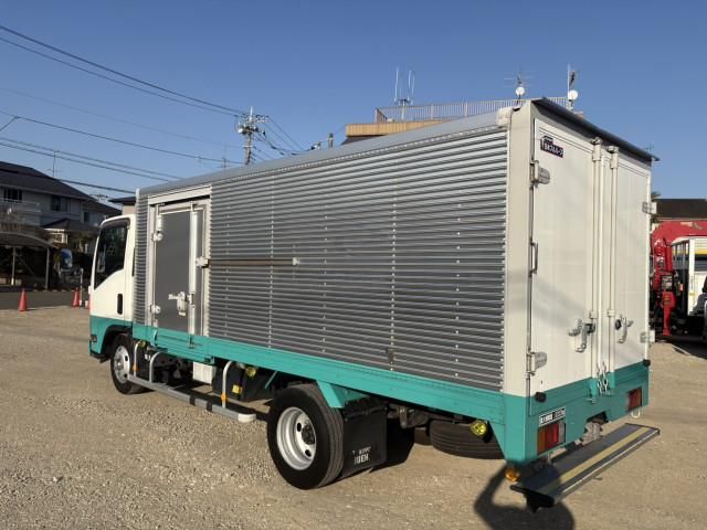 ISUZU ELF 2017 Image 31