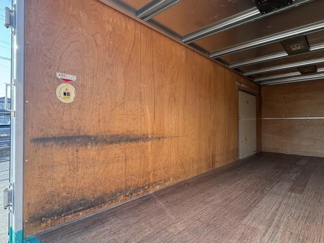 ISUZU ELF 2017 Image 31