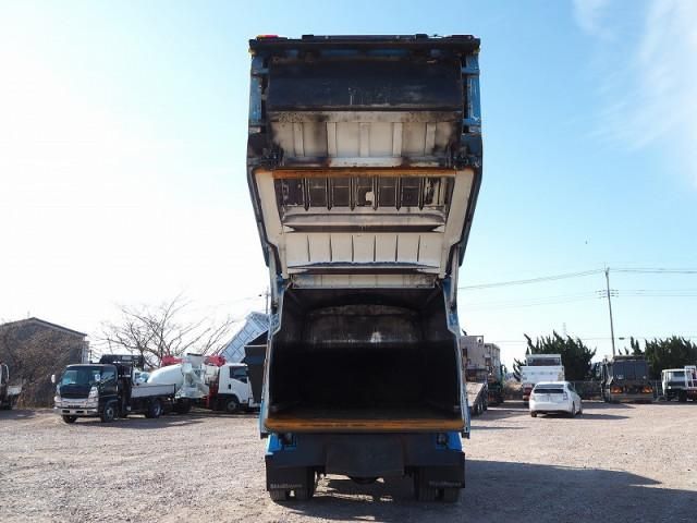 MITSUBISHI FUSOU FIGHTER 2013 Image 31