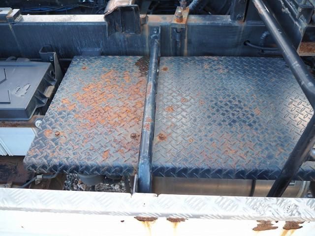 MITSUBISHI FUSOU FIGHTER 2016 Image 31