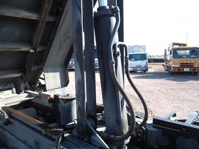 ISUZU FORWARD 2017 Image 31