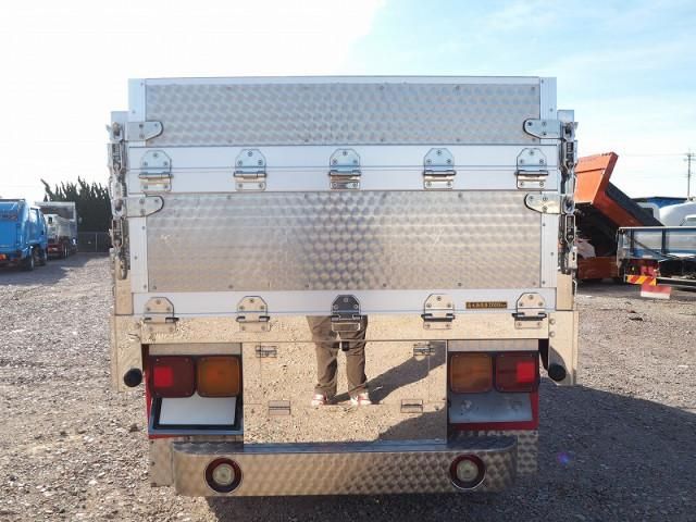 MITSUBISHI CANTER 2018 Image 31