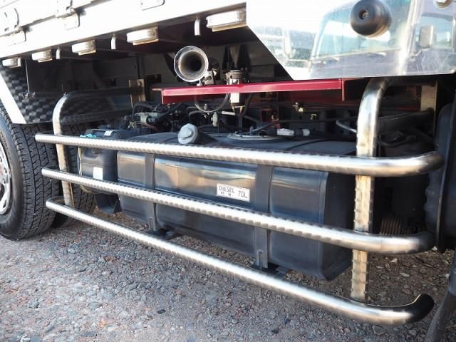 MITSUBISHI CANTER 2018 Image 31