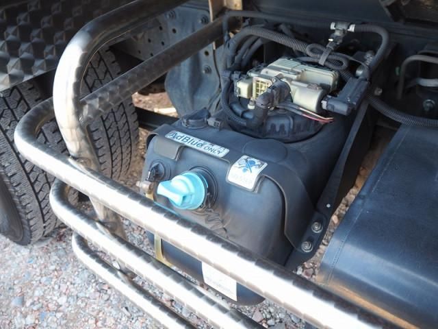 MITSUBISHI CANTER 2018 Image 31