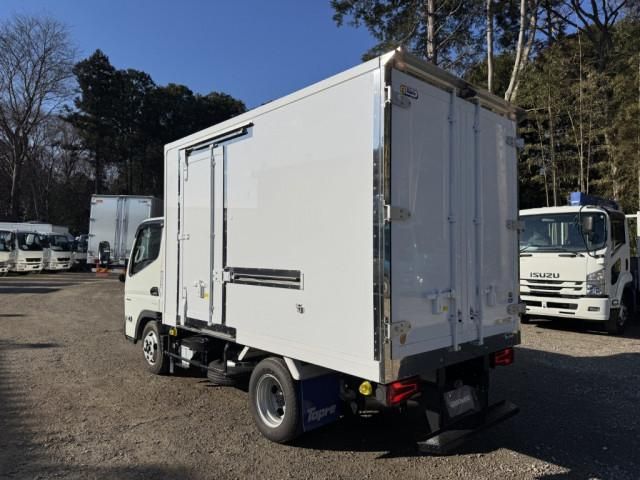MITSUBISHI CANTER 2025 Image 31