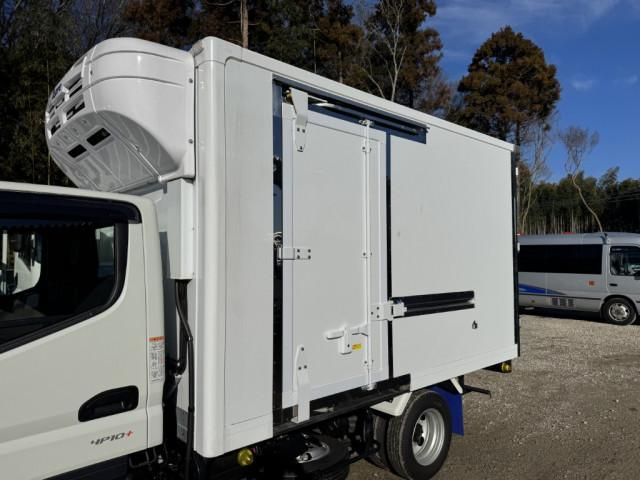 MITSUBISHI CANTER 2025 Image 31