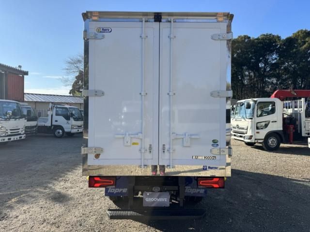 MITSUBISHI CANTER 2025 Image 31