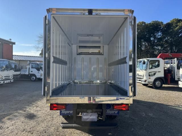 MITSUBISHI CANTER 2025 Image 31