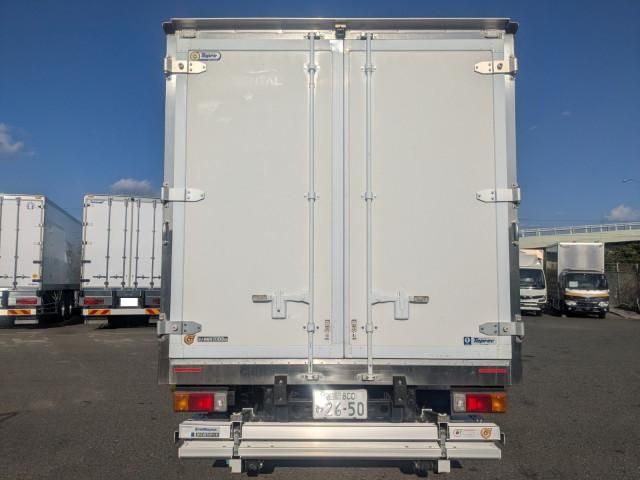 HINO DUTRO 2023 Image 31