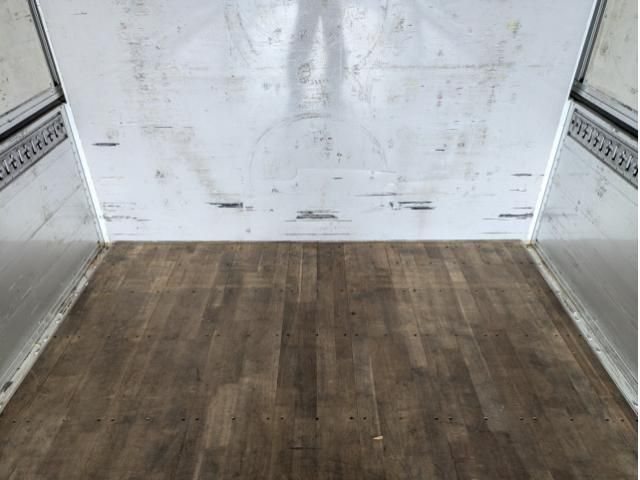 NISSAN DIESEL QUON 2020 Image 31