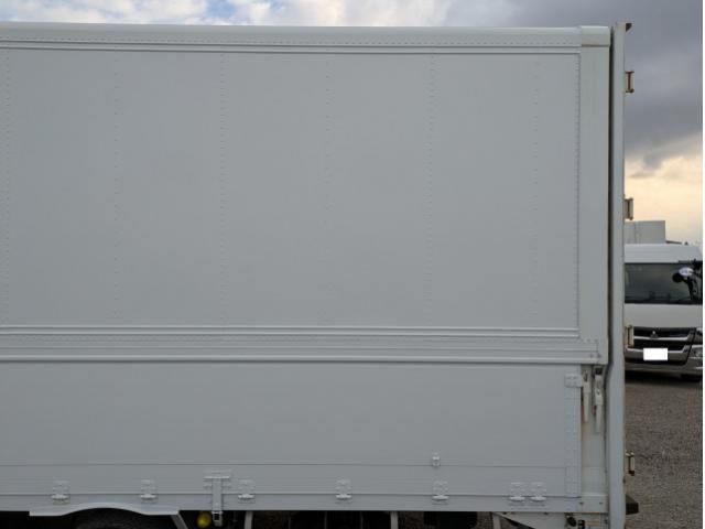 NISSAN DIESEL QUON 2020 Image 31