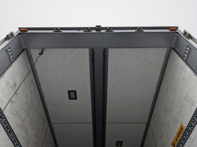 MITSUBISHI FUSOU SUPER GREAT 2016 Image 31