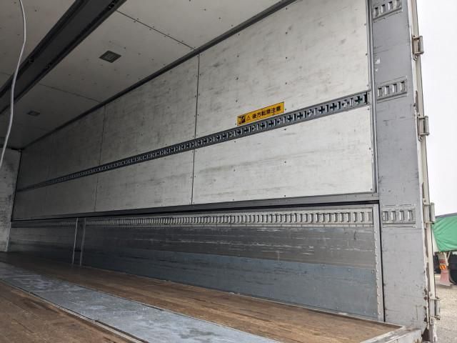 MITSUBISHI FUSOU SUPER GREAT 2016 Image 31