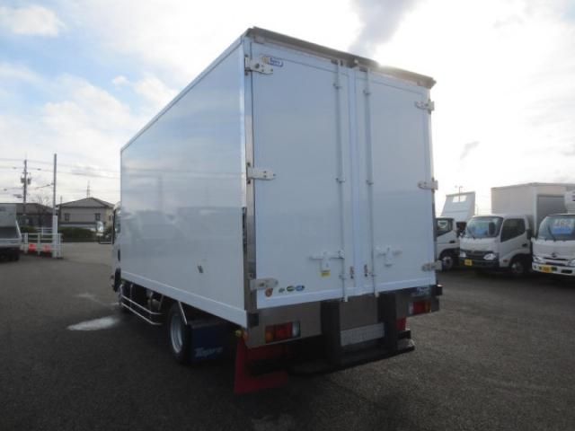 ISUZU ELF 2021 Image 31