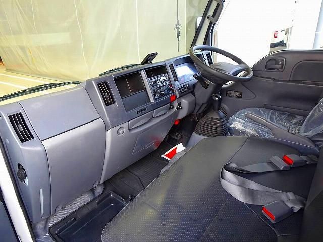 ISUZU ELF 2018 Image 31