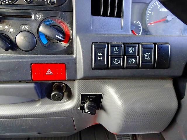 ISUZU ELF 2018 Image 31