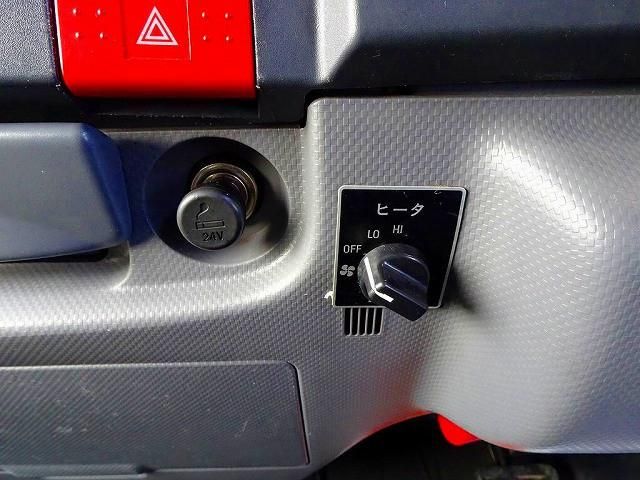 ISUZU ELF 2018 Image 31