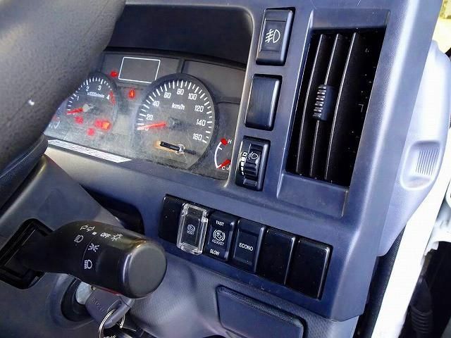 ISUZU ELF 2018 Image 31