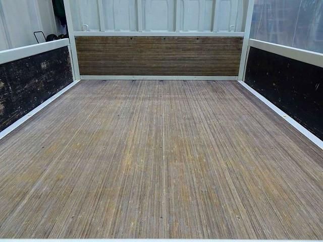 ISUZU ELF 2018 Image 31