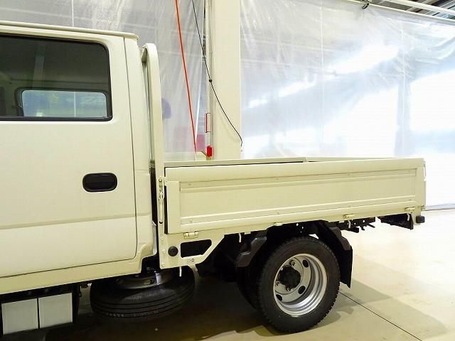 ISUZU ELF 2018 Image 31