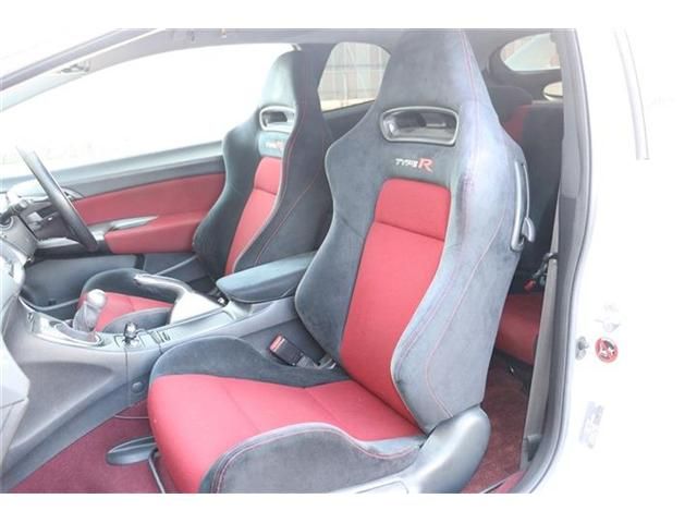 HONDA CIVIC HATCHBACK 2010 Image 31