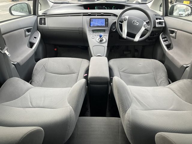 TOYOTA PRIUS 2010 Image 31