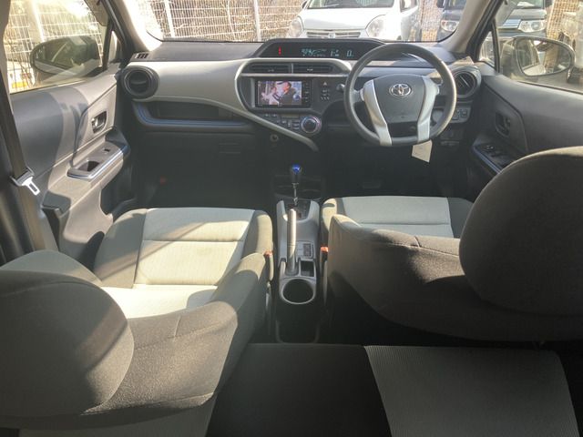 TOYOTA AQUA 2014 Image 31