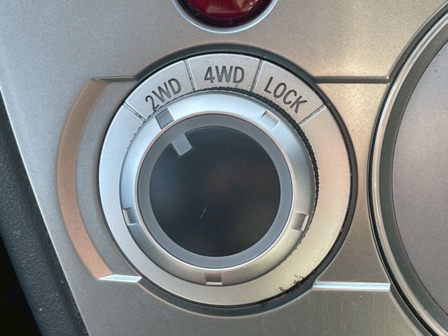 MITSUBISHI DELICA D:5 2WD 2007 Image 31