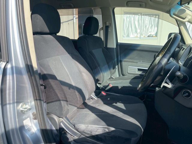 MITSUBISHI DELICA D:5 2WD 2007 Image 31