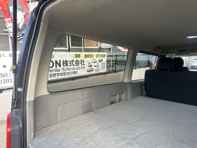 TOYOTA HIACE VAN 2WD 2004 Image 31