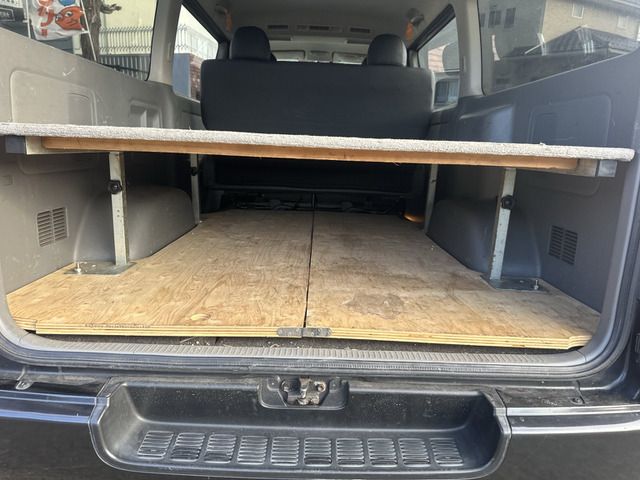 TOYOTA HIACE VAN 2WD 2004 Image 31