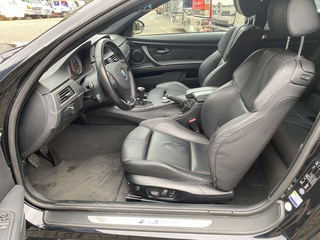 BMW M3 2010 Image 31