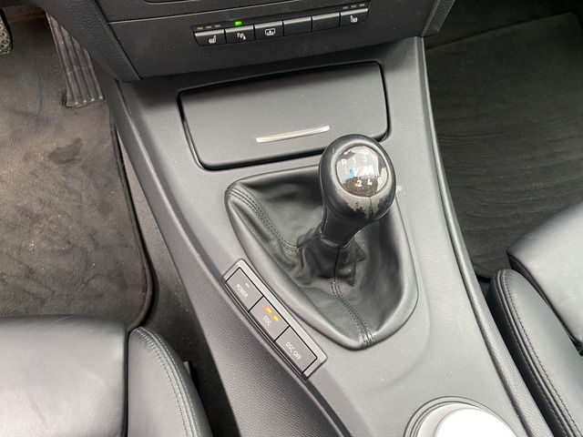 BMW M3 2010 Image 31