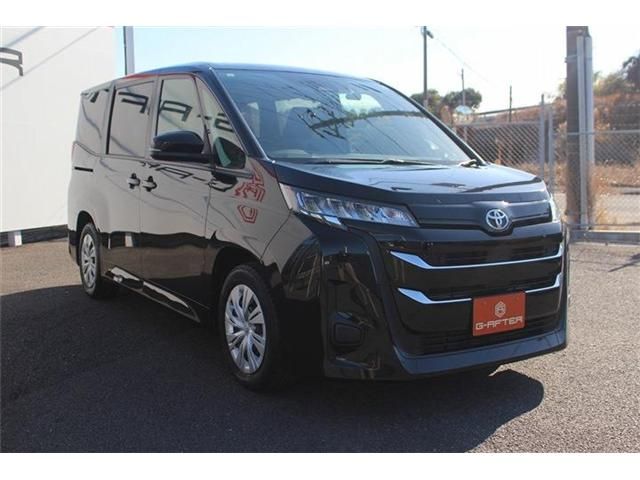 TOYOTA NOAH 2022 Image 31