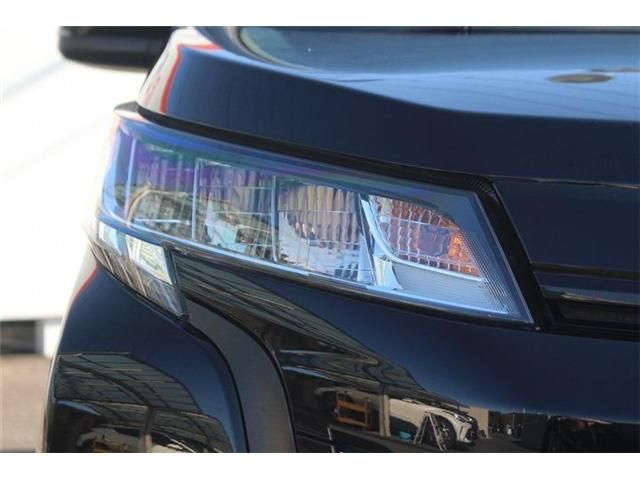 TOYOTA NOAH 2022 Image 31