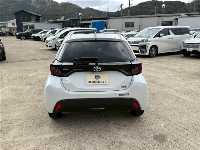 TOYOTA YARIS HYBRID 2023 Image 31