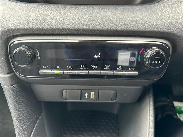 TOYOTA YARIS HYBRID 2023 Image 31