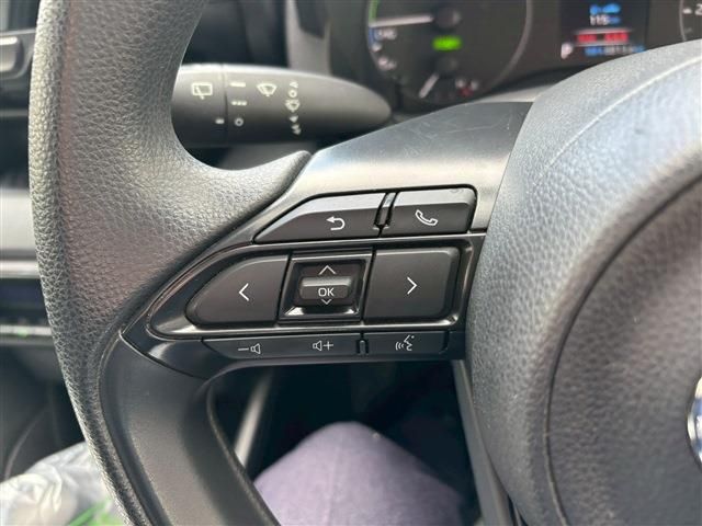 TOYOTA YARIS HYBRID 2023 Image 31