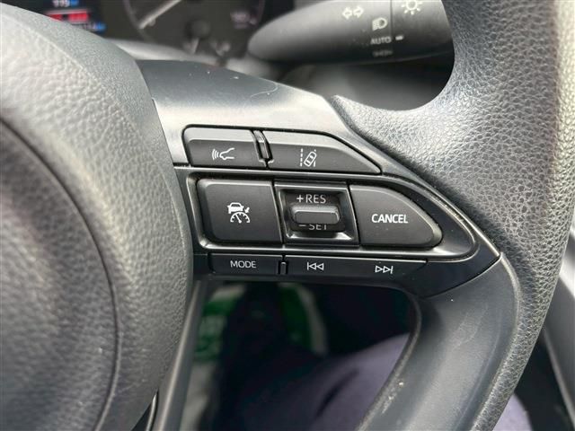 TOYOTA YARIS HYBRID 2023 Image 31