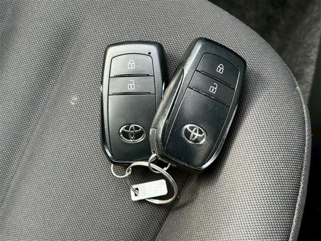 TOYOTA YARIS HYBRID 2023 Image 31