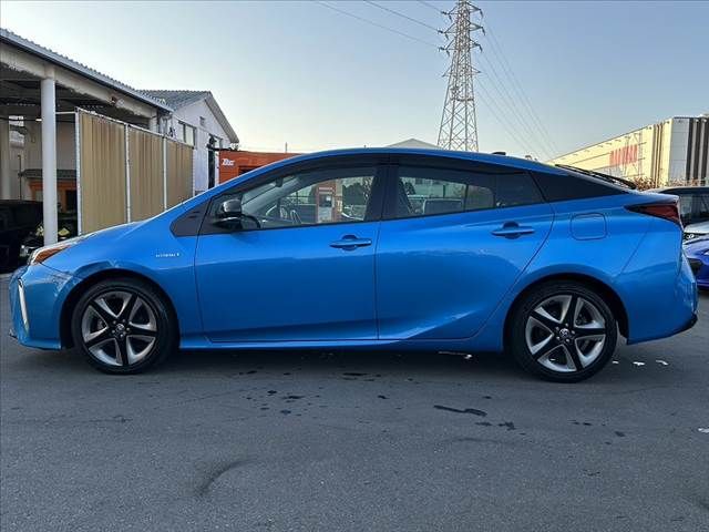 TOYOTA PRIUS 2019 Image 31