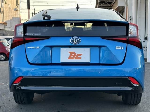 TOYOTA PRIUS 2019 Image 31