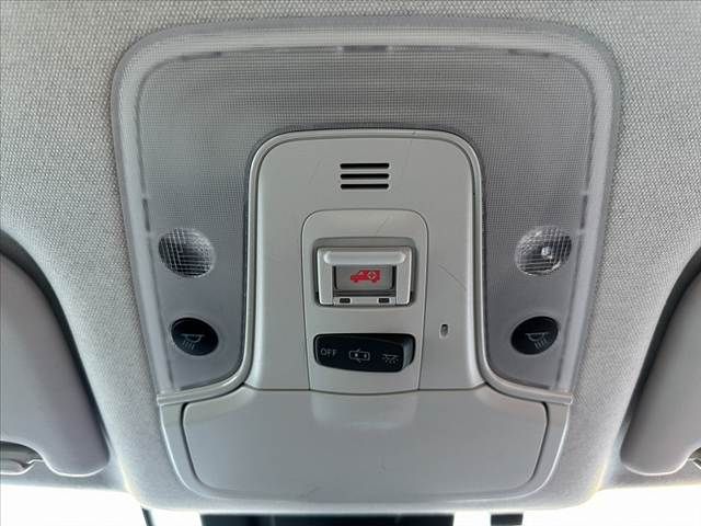 TOYOTA PRIUS 2019 Image 31